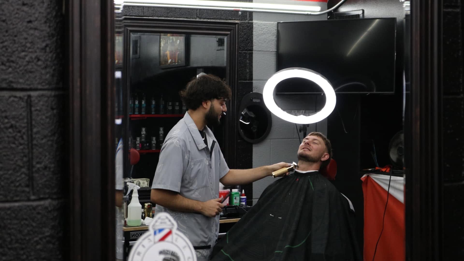 Fresh fades. Sharp designs. Family welcome.
